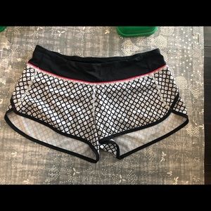 Rare Print Lululemon og speed shorts